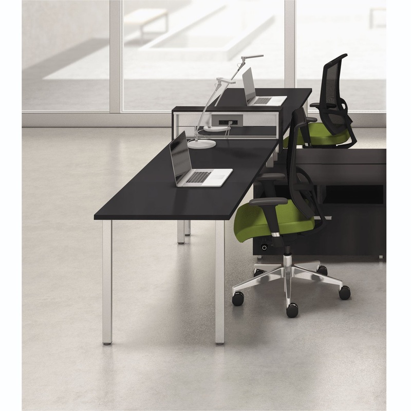 E5 TWO-PERSON WORKSTATION WITH BELTWAY, 123.5W X 73D X 29.5H, RAVEN
