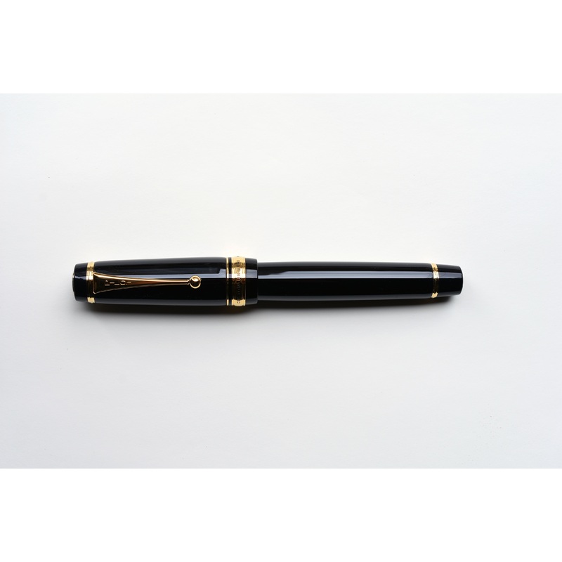 Pilot Custom Urushi Fountain Pen – Black