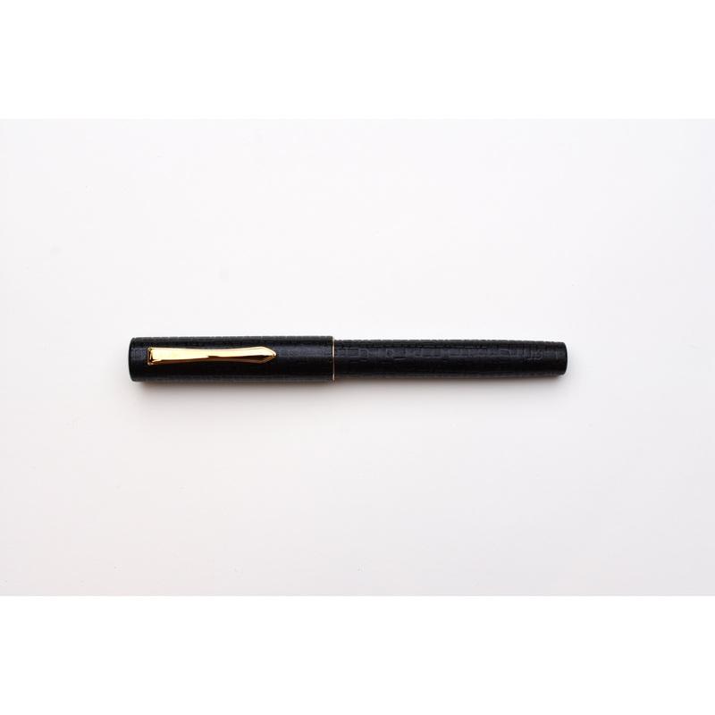 Pilot Ishime Urushi Fountain Pen – Black