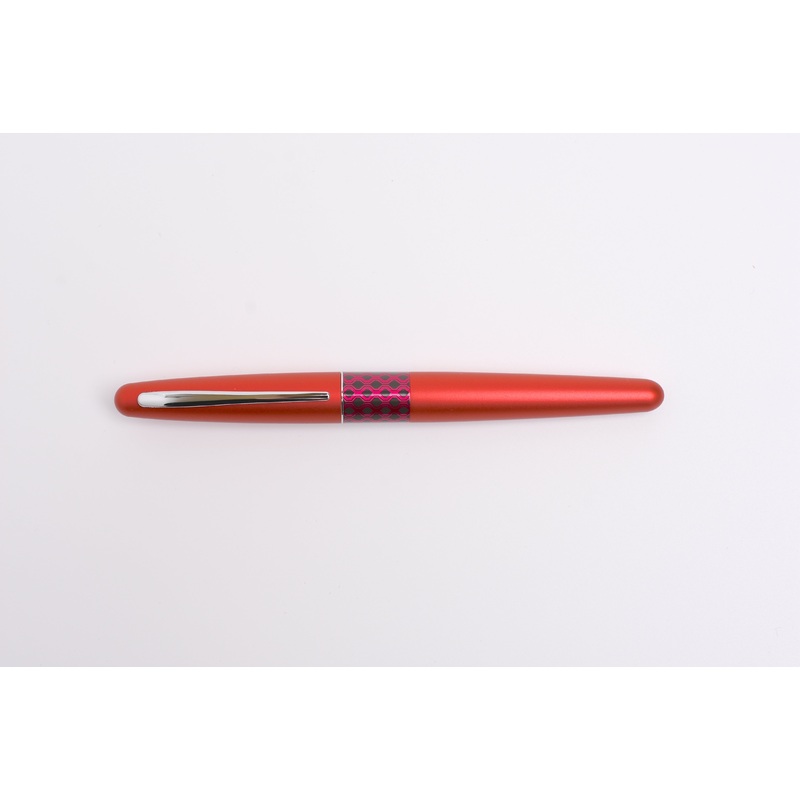Pilot MR Metropolitan Fountain Pen – Retro Pop – Red